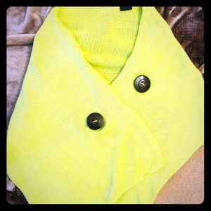 Extra wide wrap with large buttons